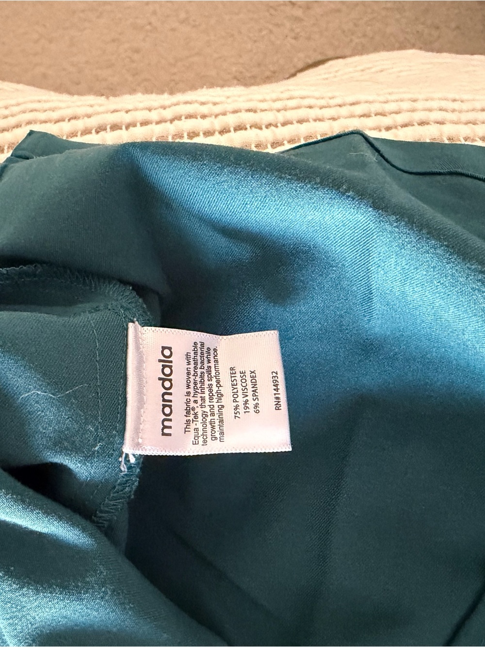 Mandala Women’s Medium single pocket scrub top - Caribbean Blue - Picture 5 of 5